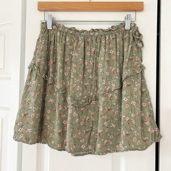 Sadie & Sage Green Floral Ruffle Elastic Waist Mini Skirt Women’s Sz Medium EUC - Picture 5 of 7